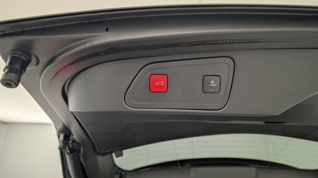 PEUGEOT 3008 Hybrid 136 e-DCS6 Allure Pack - ref: 1-342968 - Photo 20