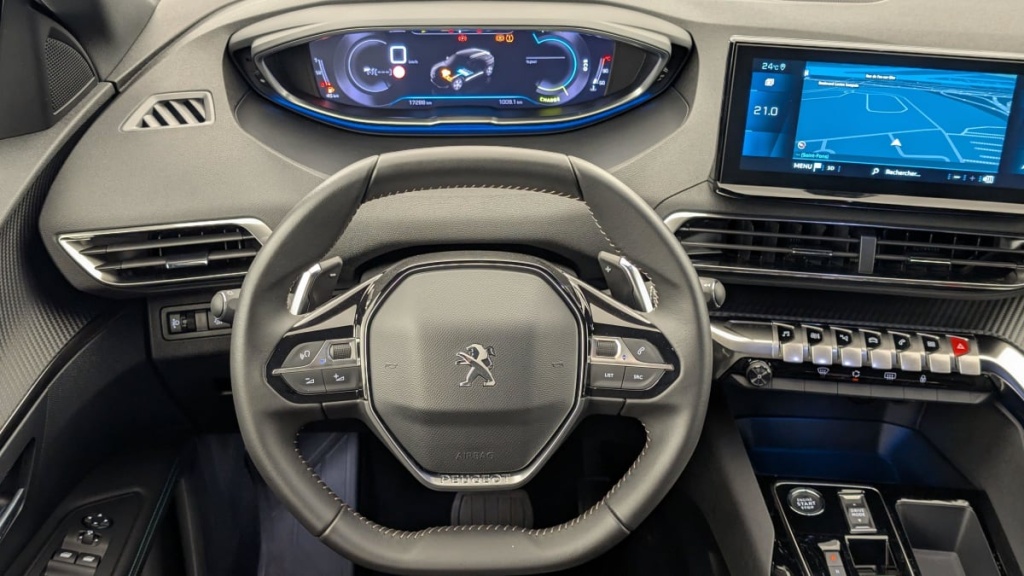 PEUGEOT 3008 Hybrid 136 e-DCS6 Allure Pack - ref: 1-342969 - Photo 14
