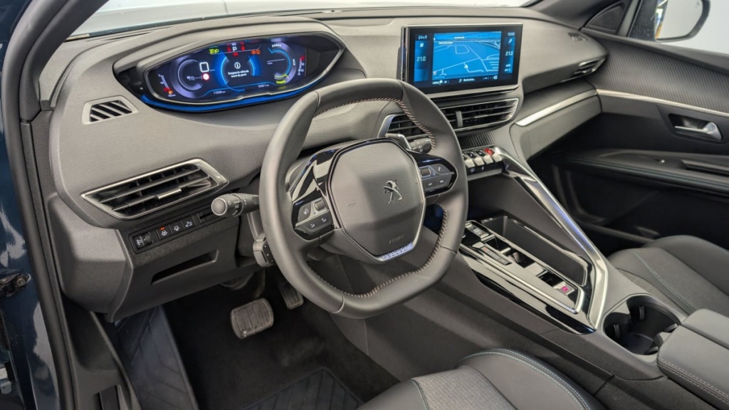 PEUGEOT 3008 Hybrid 136 e-DCS6 Allure Pack - ref: 1-342969 - Photo 15