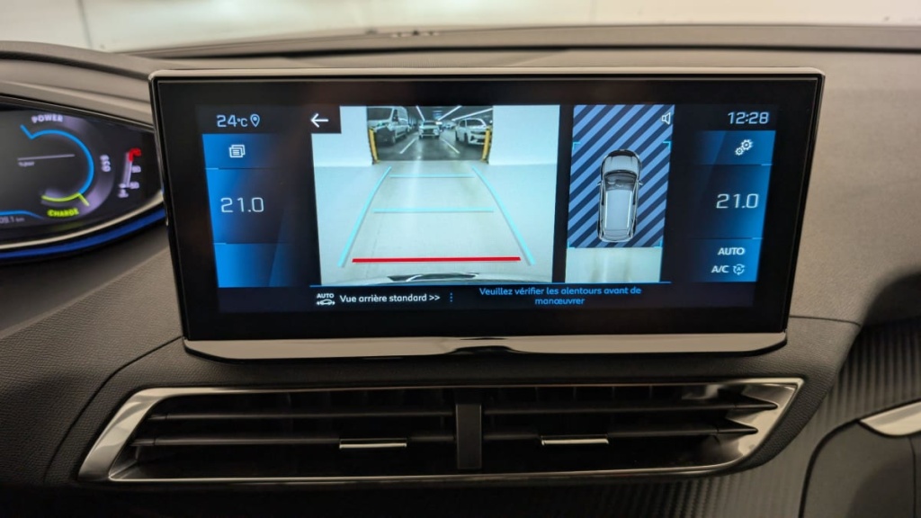 PEUGEOT 3008 Hybrid 136 e-DCS6 Allure Pack - ref: 1-342969 - Photo 18
