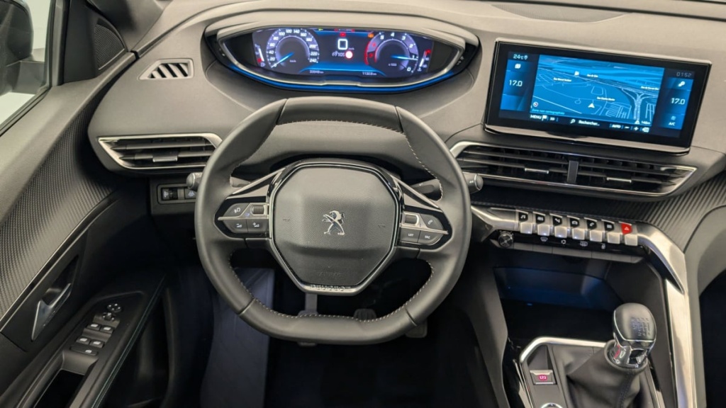 PEUGEOT 5008 PureTech 130ch S S BVM6 Allure Pack - ref: 1-342978 - Photo 14