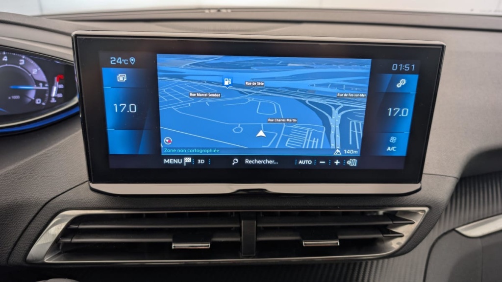 PEUGEOT 5008 PureTech 130ch S S BVM6 Allure Pack - ref: 1-342978 - Photo 17