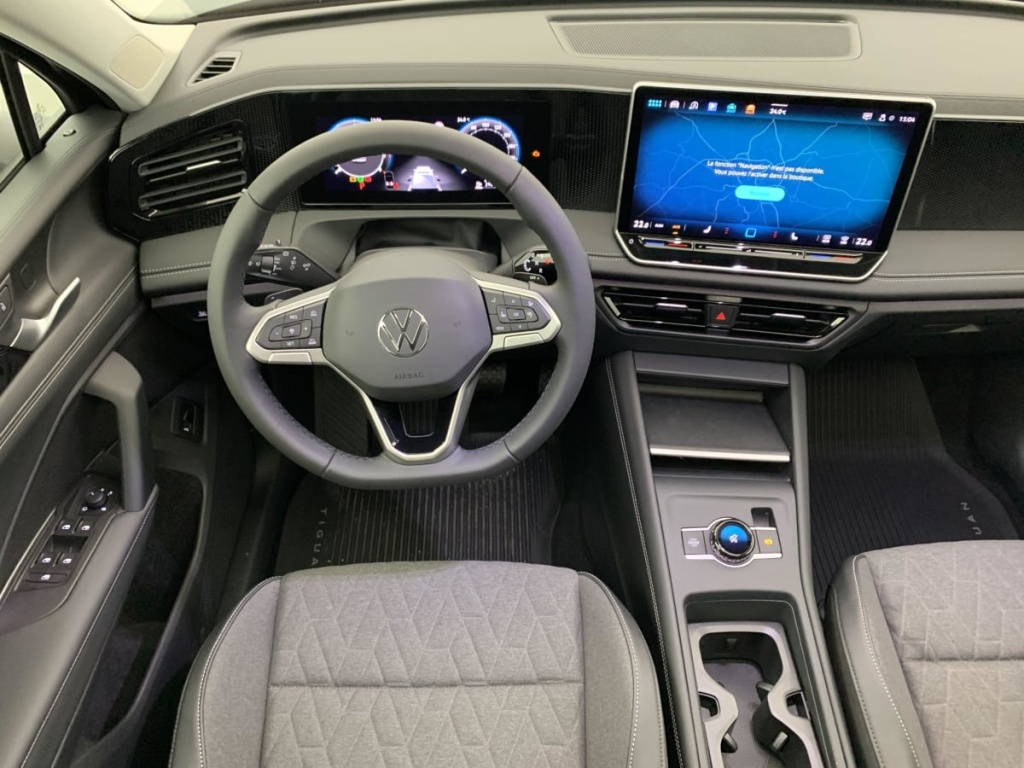 VOLKSWAGEN TIGUAN NOUVEAU 1.5 eTSI 150CV DSG7 LIFE PLUS - ref: 1-343086 - Photo 10