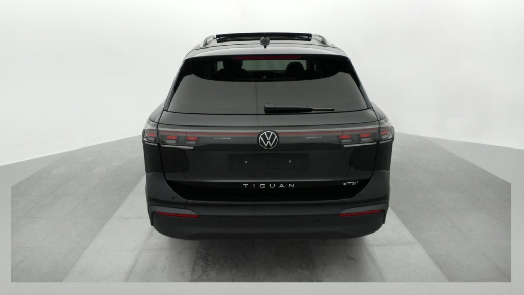 VOLKSWAGEN TIGUAN NOUVEAU 1.5 eTSI 150CV DSG7 LIFE PLUS - ref: 1-343086 - Photo 5