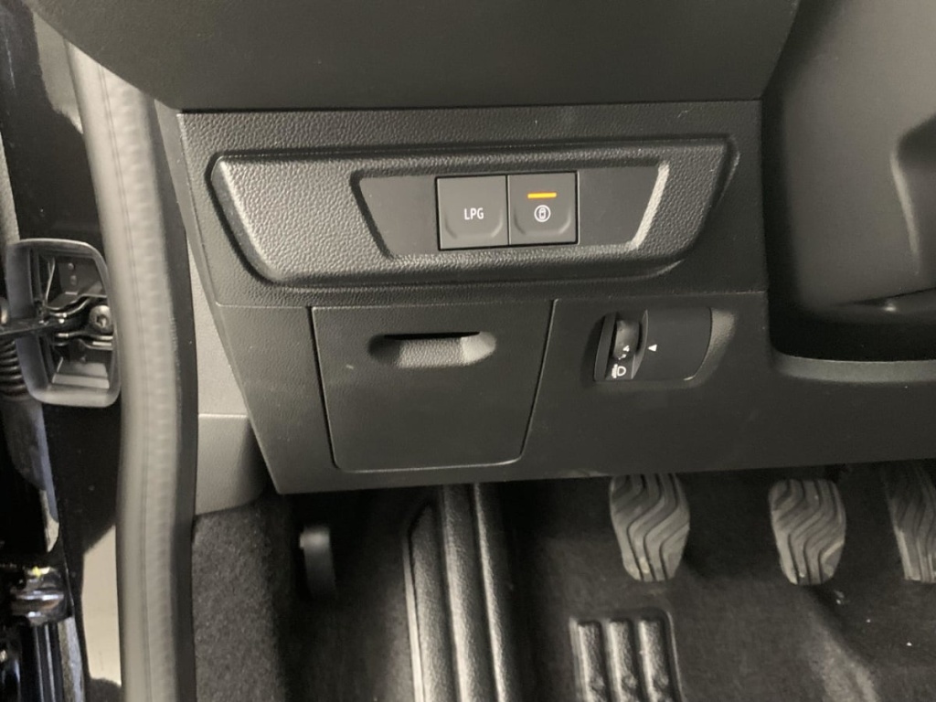 DACIA SANDERO ECO-G 100 GSR2 Stepway Essential - ref: 1-343099 - Photo 17