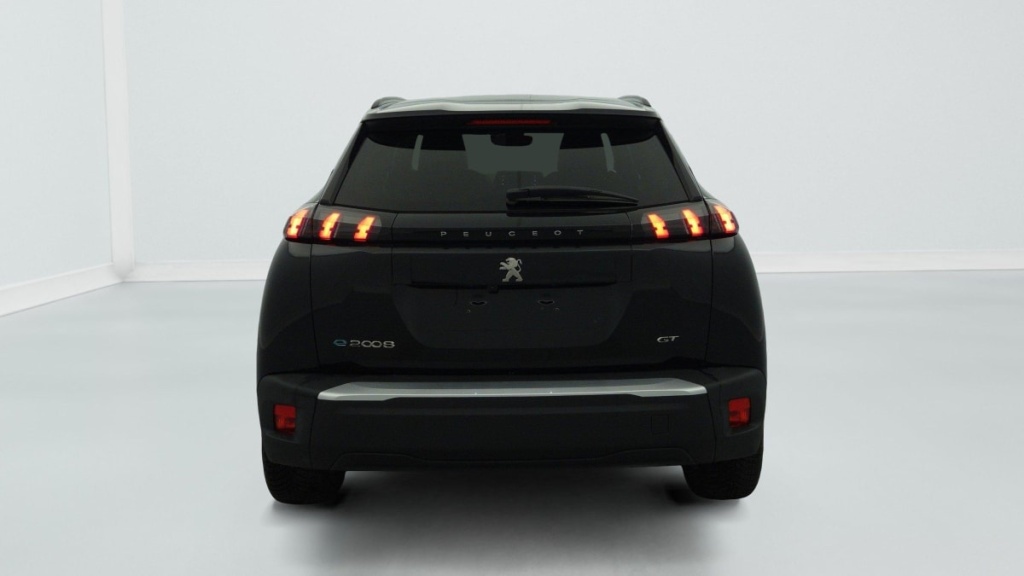 PEUGEOT 2008 136 ch GT - ref: 1-343108 - Photo 6
