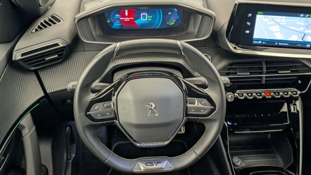 PEUGEOT 2008 ELECTRIQUE 136 ch GT - ref: 1-343114 - Photo 14