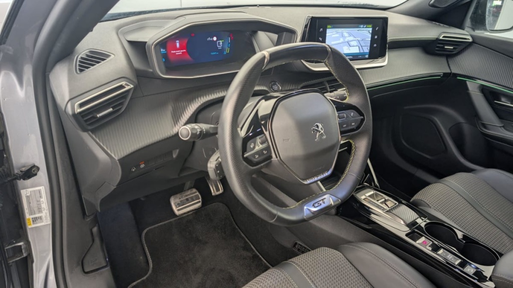 PEUGEOT 2008 ELECTRIQUE 136 ch GT - ref: 1-343119 - Photo 15