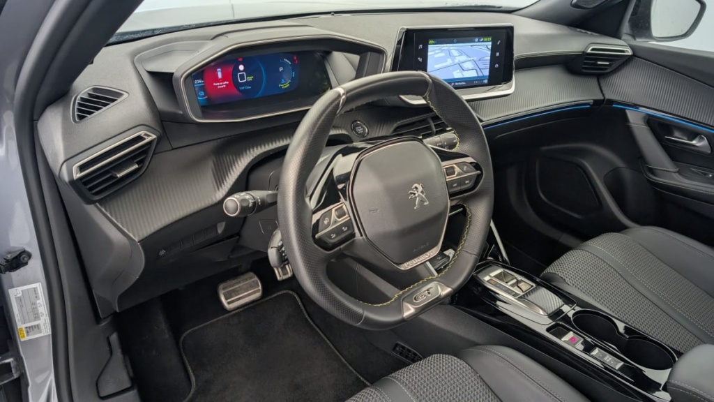 PEUGEOT 2008 ELECTRIQUE 136 ch GT - ref: 1-343120 - Photo 15