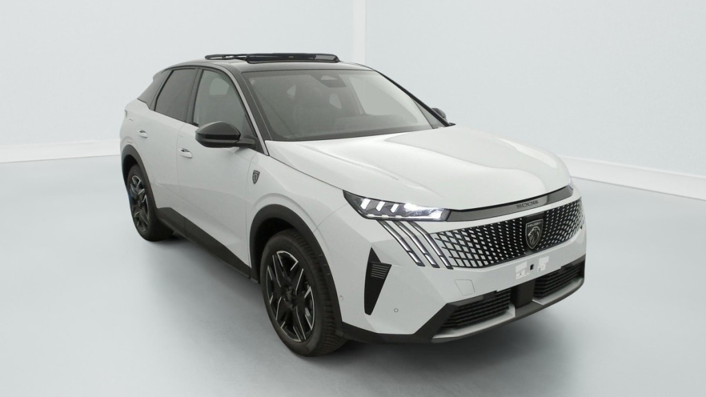 PEUGEOT 3008 Hybrid 145 e-DCS6 GT - ref: 1-343351 - Photo 1