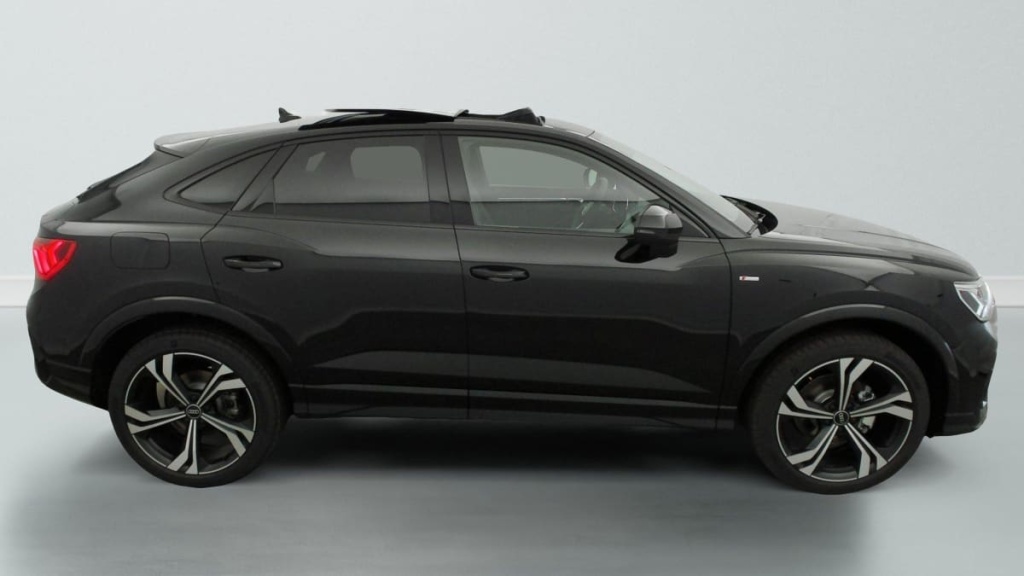 AUDI Q3 Sportback 35 TDI 150 ch S tronic 7 S line - ref: 1-343446 - Photo 8
