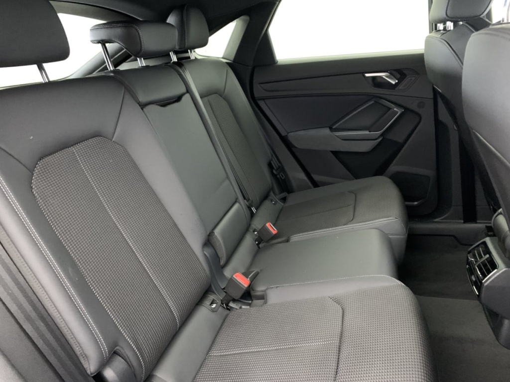 AUDI Q3 Sportback 35 TDI 150 ch S tronic 7 S line - ref: 1-343459 - Photo 10