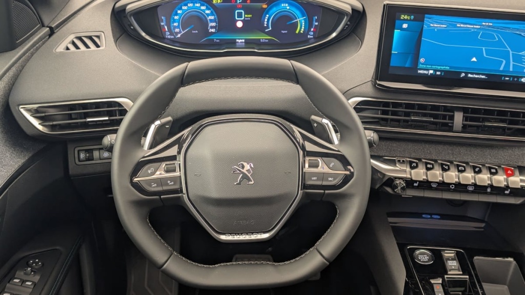 PEUGEOT 3008 Hybrid 180 e-EAT8 Allure Pack - ref: 1-343469 - Photo 14