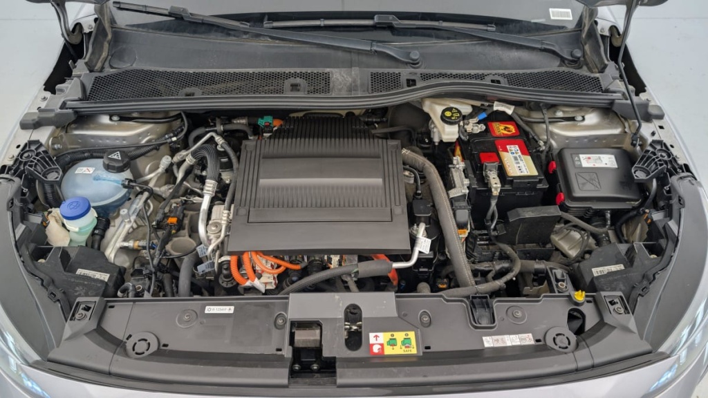 PEUGEOT 208 ELECTRIQUE 50 KWH 136CH GT - ref: 1-343578 - Photo 20