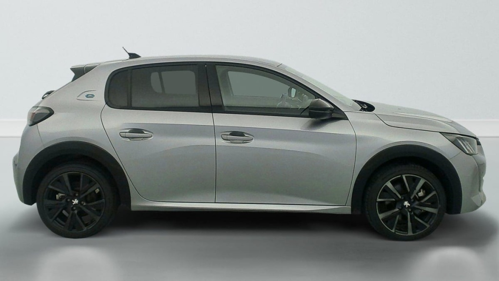 PEUGEOT 208 ELECTRIQUE 50 KWH 136CH GT - ref: 1-343589 - Photo 8