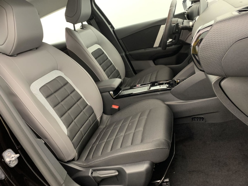 CITROEN C4 Hybride 145 e-DCS6 Business - ref: 1-343720 - Photo 9