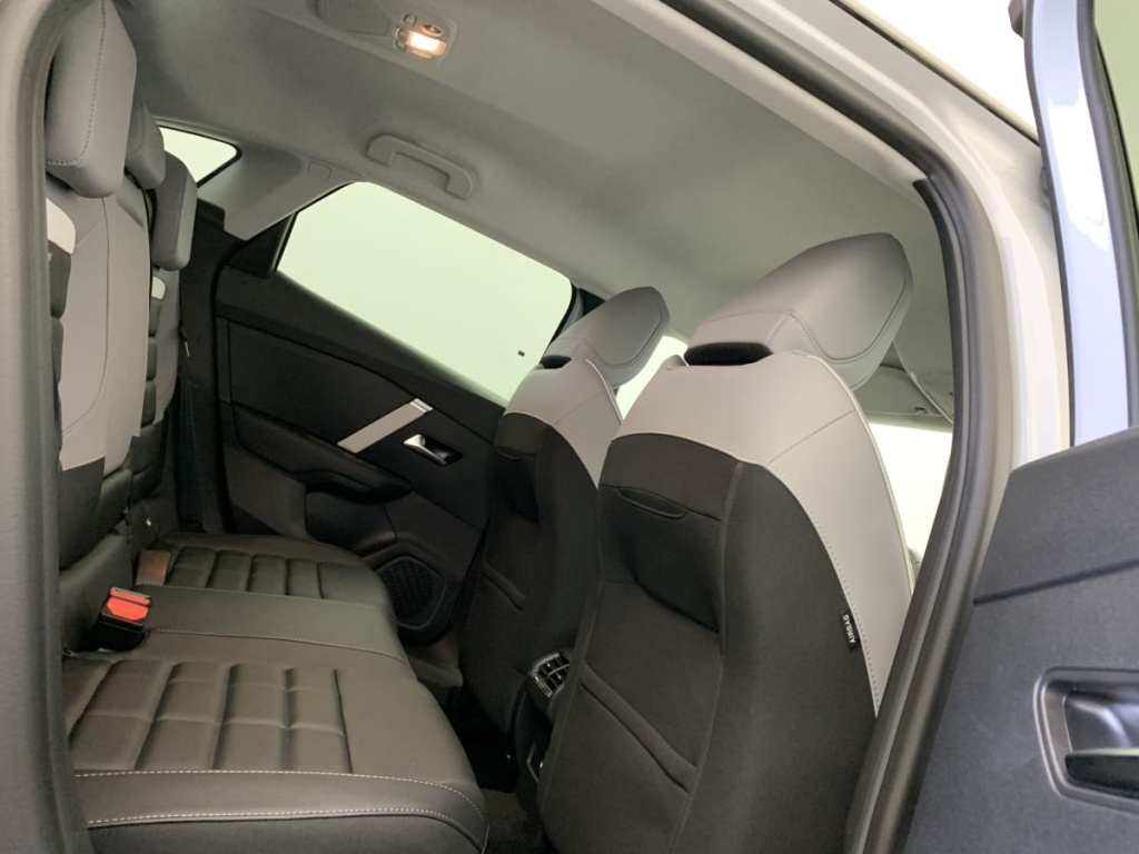 CITROEN C4 Hybride 145 e-DCS6 Max - ref: 1-344457 - Photo 10