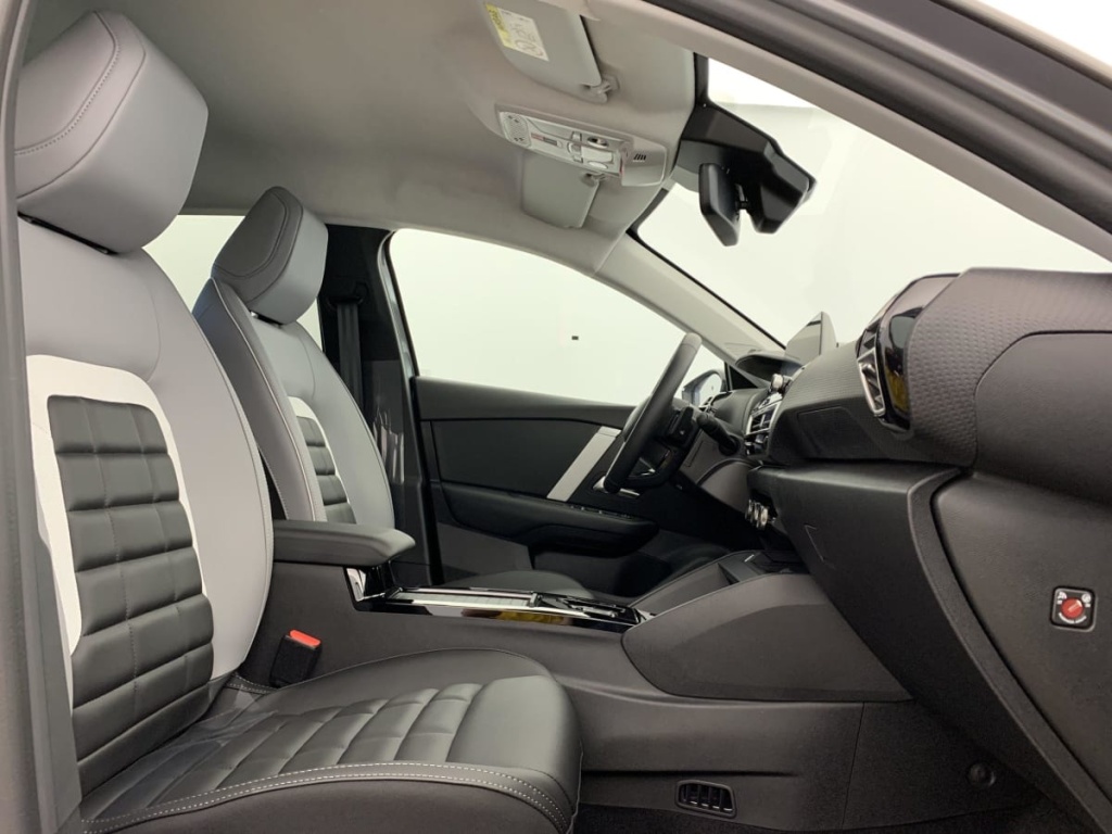 CITROEN C4 Hybride 145 e-DCS6 Max - ref: 1-344510 - Photo 9