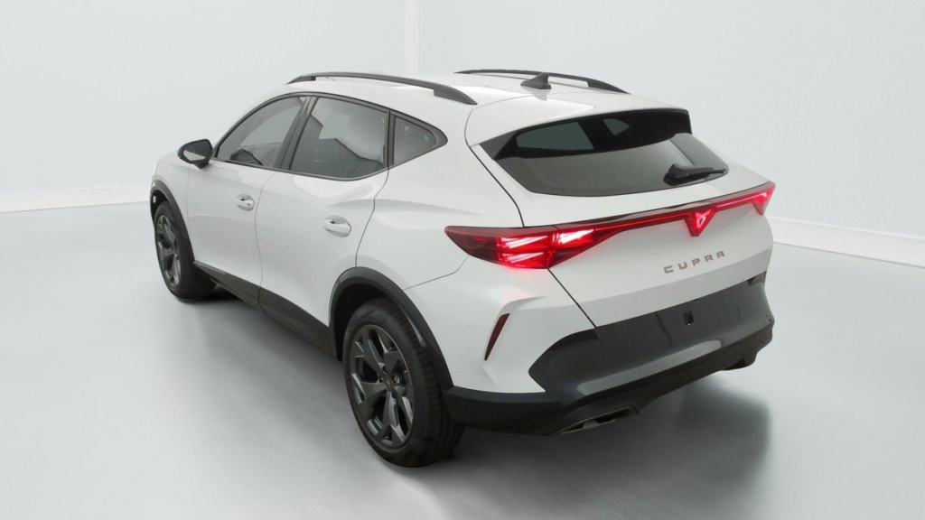 CUPRA Formentor 1.5 ETSI HYBRID 150 CH DSG7 V - ref: 1-344727 - Photo 5
