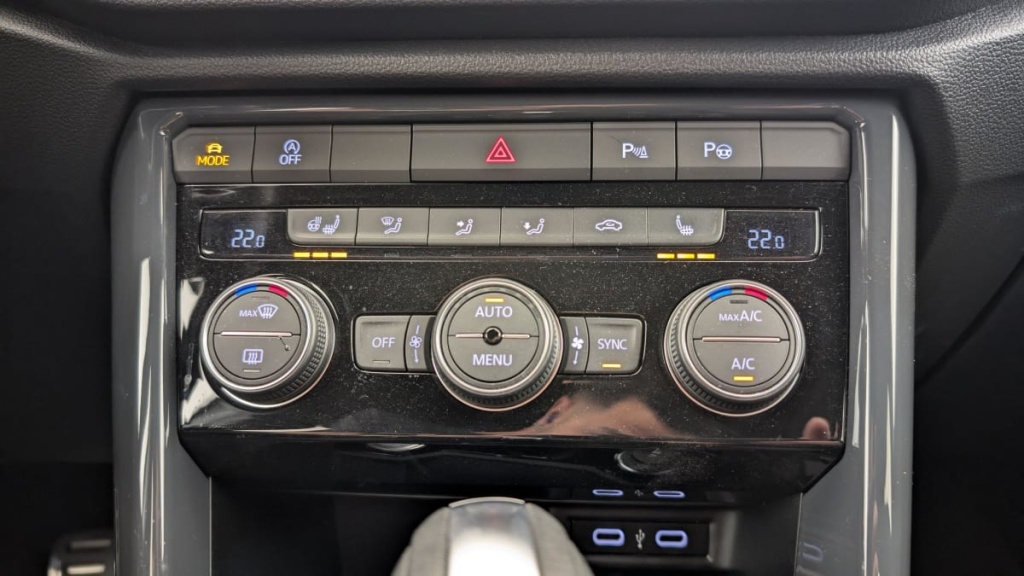 VOLKSWAGEN T-ROC 1.5 TSI 150 EVO Start Stop DSG7 Carat - ref: 1-344951 - Photo 20