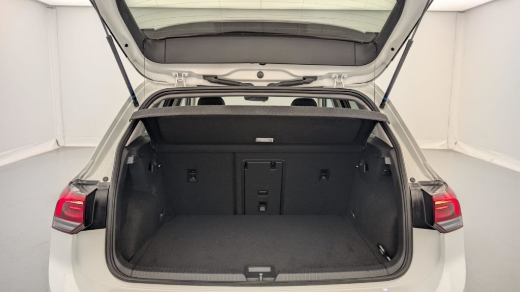 VOLKSWAGEN GOLF 8 1.5 TSI ACT OPF 130 BVM6 STYLE - ref: 1-345222 - Photo 11