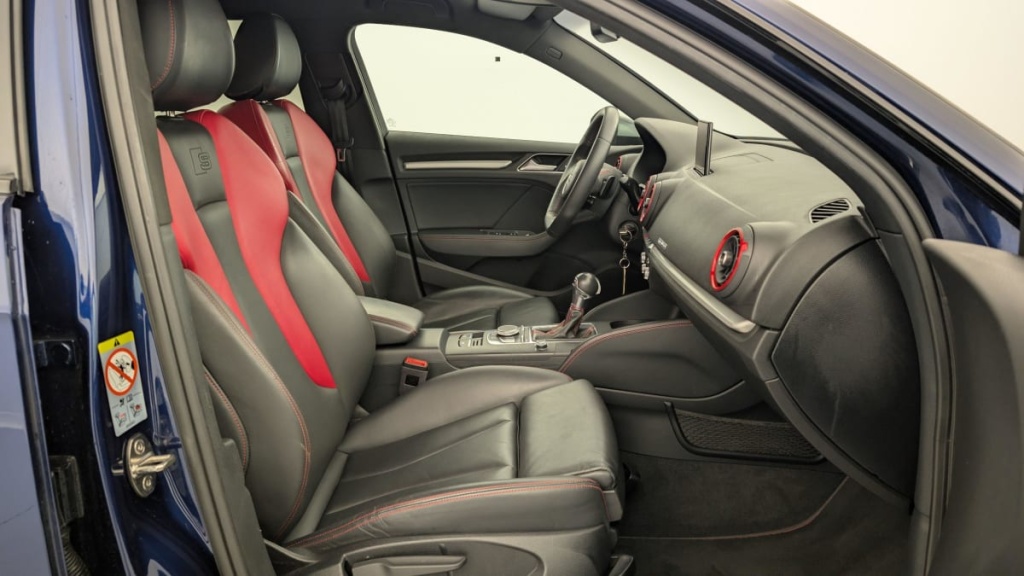 AUDI S3 Sportback 2.0 TFSI 310 S TRONIC 7 QUATTRO - ref: 1-345229 - Photo 9