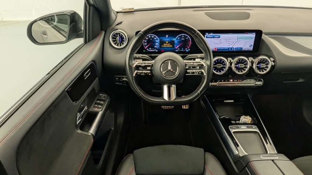 MERCEDES BENZ CLASSE B 200 d 8G-DCT AMG Line - ref: 1-345250 - Photo 13