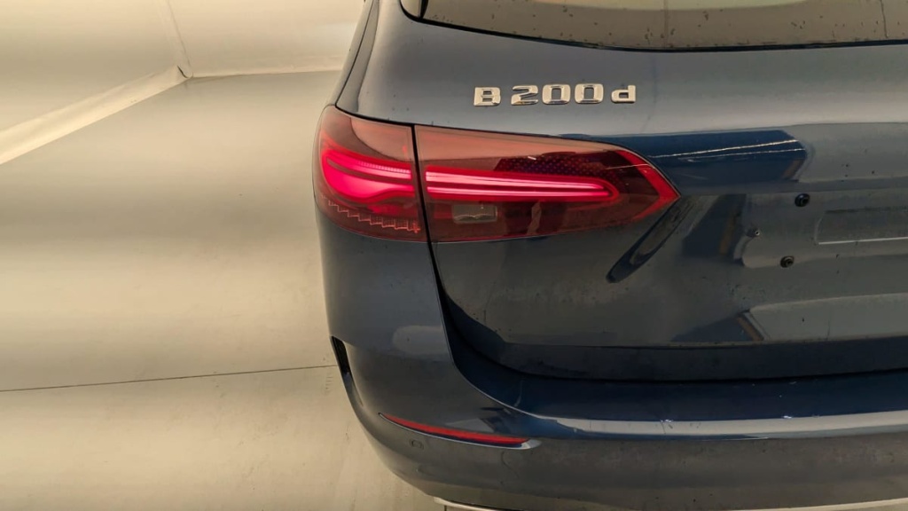 MERCEDES Classe B 200 d 8G-DCT AMG Line - ref: 1-345255 - Photo 17
