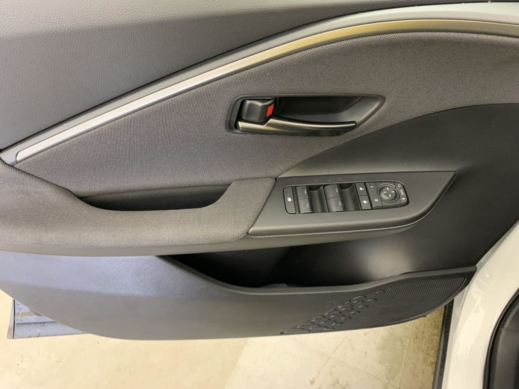 TOYOTA C-HR Hybride 140 Design - ref: 1-345484 - Photo 20