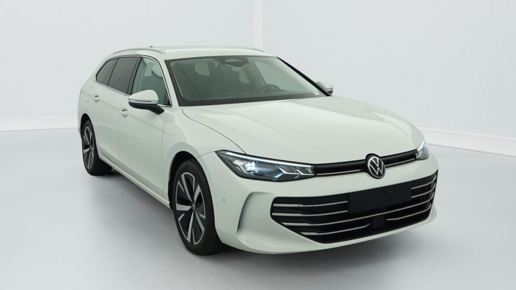 VOLKSWAGEN Passat SW Nouvelle 1.5 ETSI OPF 150 DSG7 LIFE PLUS - ref: 1-345778 - Photo 1