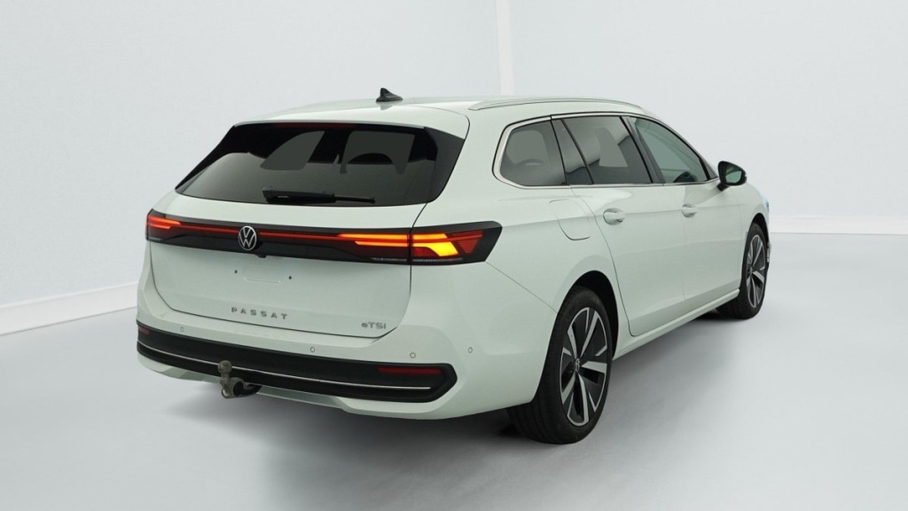 VOLKSWAGEN Passat SW Nouvelle 1.5 ETSI OPF 150 DSG7 LIFE PLUS - ref: 1-345778 - Photo 7