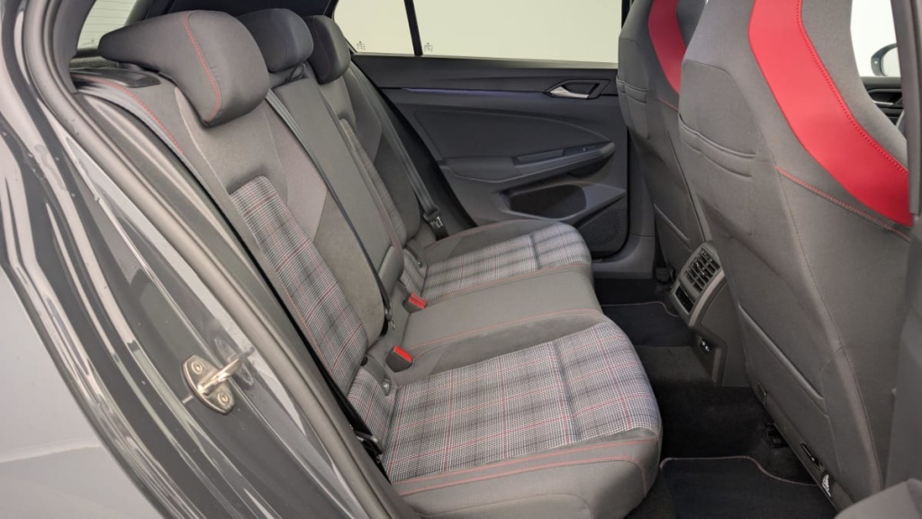 VOLKSWAGEN GOLF 8 2.0 TSI 245 DSG7 GTI - ref: 1-345795 - Photo 10