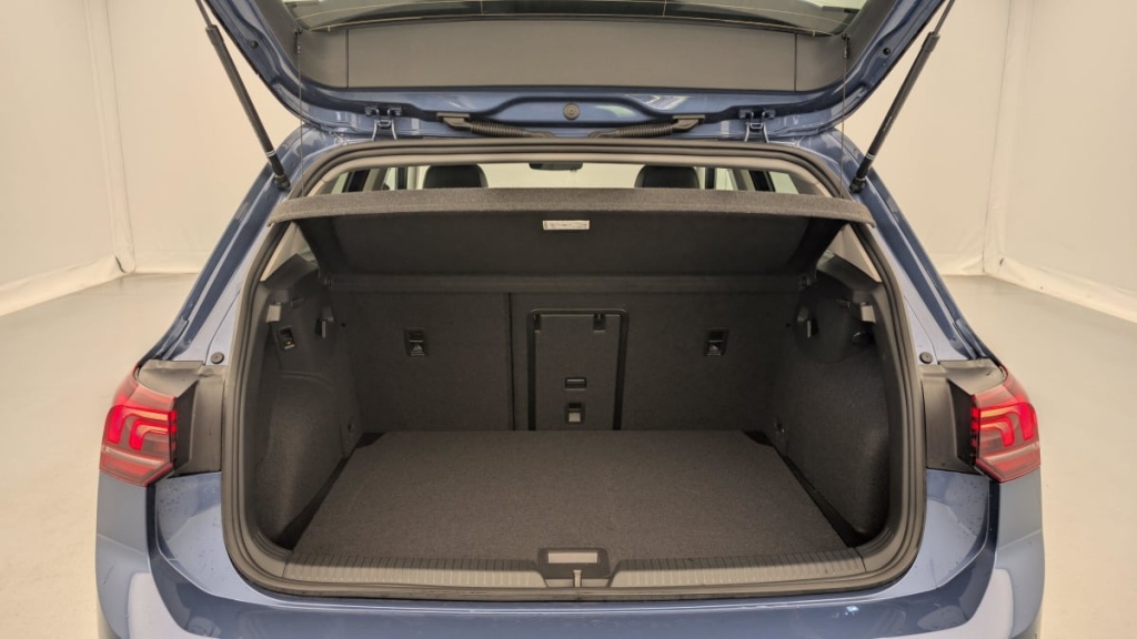 VOLKSWAGEN GOLF 8 NOUVELLE 1.5 TSI EVO2 116 BVM6 LIFE PLUS - ref: 1-345903 - Photo 11