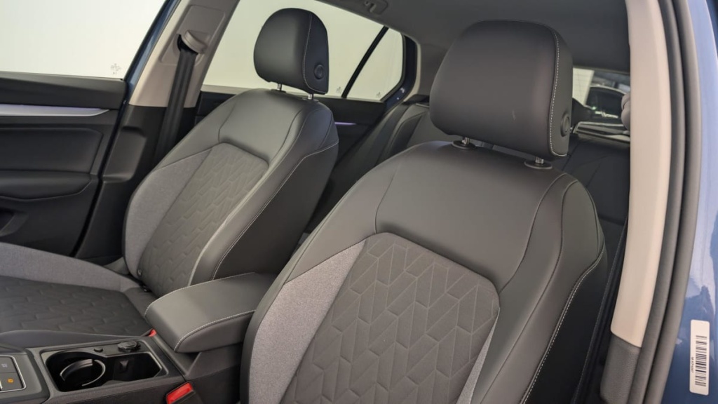 VOLKSWAGEN GOLF 8 NOUVELLE 1.5 TSI EVO2 116 BVM6 LIFE PLUS - ref: 1-345903 - Photo 16