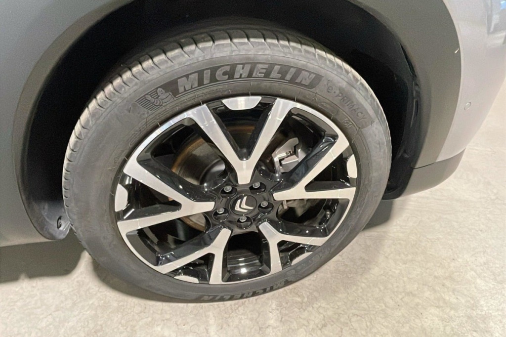CITROEN C5 Aircross HYBRIDE RECHARGEABLE 225 E-EAT8 SHINE PACK - ref: 1-346263 - Photo 17