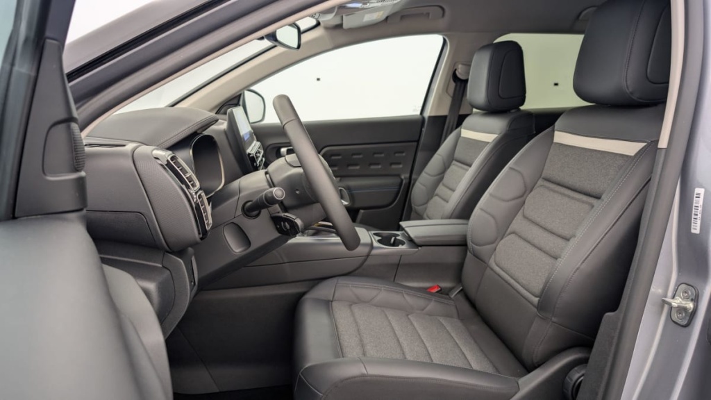 CITROEN C5 AIRCROSS PureTech 130 BVM6 Plus - ref: 1-346299 - Photo 16