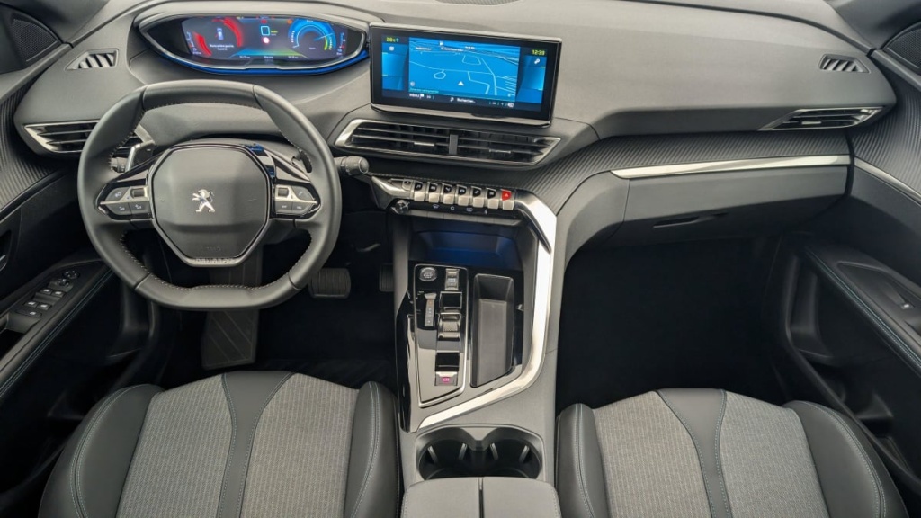 PEUGEOT 3008 Hybrid 180 e-EAT8 Allure Pack - ref: 1-346301 - Photo 13