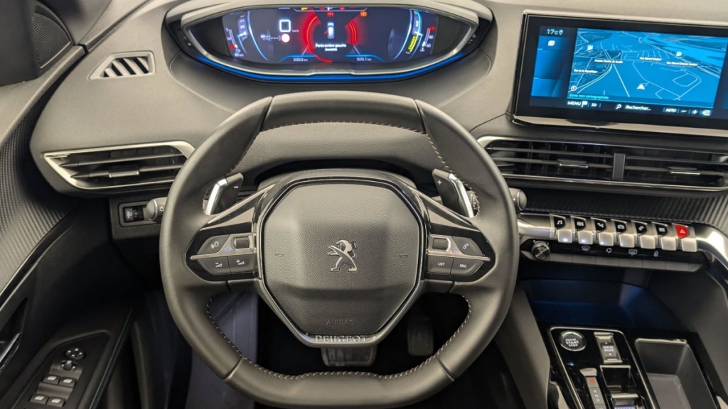 PEUGEOT 5008 Hybrid 136 e-DCS6 Allure Pack - ref: 1-346303 - Photo 14