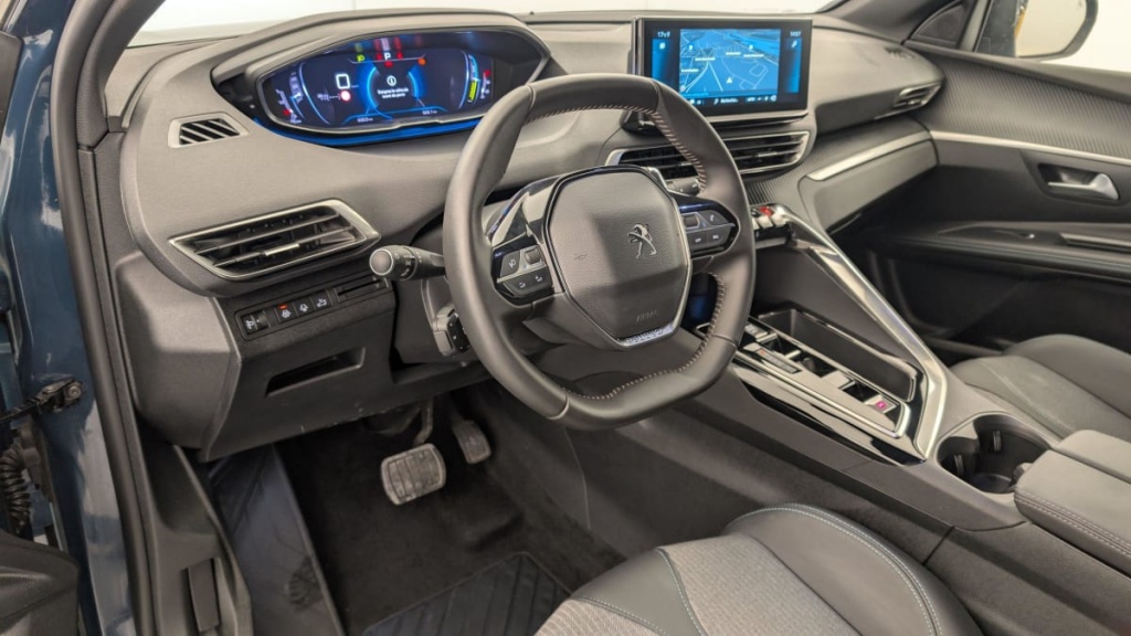 PEUGEOT 5008 Hybrid 136 e-DCS6 Allure Pack - ref: 1-346303 - Photo 15