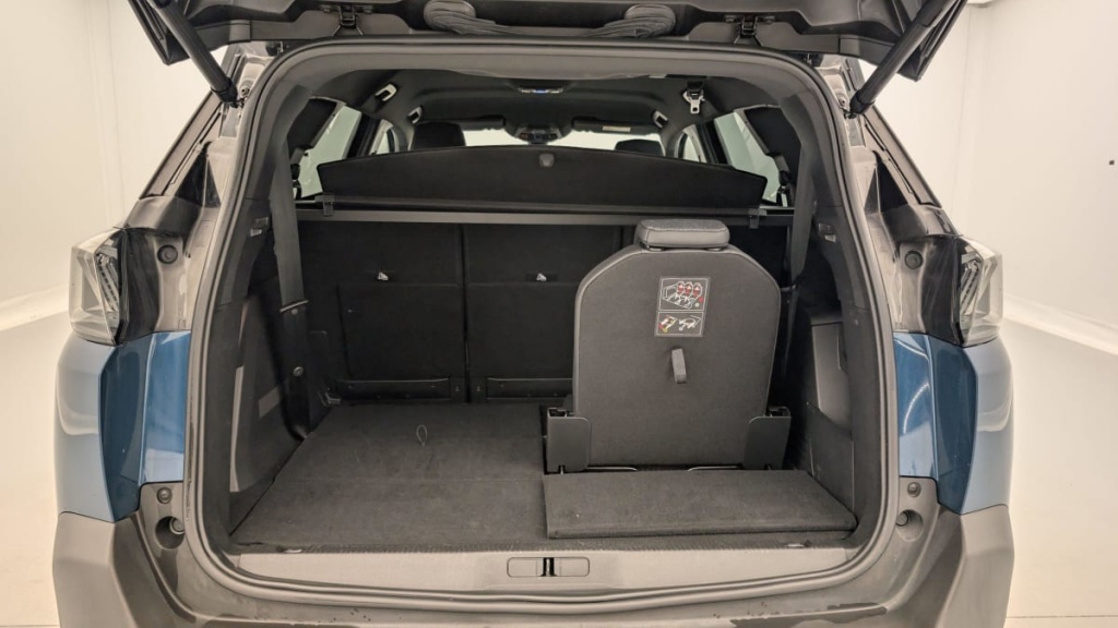 PEUGEOT 5008 Hybrid 136 e-DCS6 Allure Pack - ref: 1-346306 - Photo 11