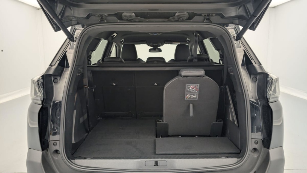 PEUGEOT 5008 Hybrid 136 e-DCS6 Allure Pack - ref: 1-346308 - Photo 11