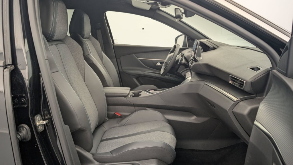 PEUGEOT 5008 Hybrid 136 e-DCS6 Allure Pack - ref: 1-346308 - Photo 9