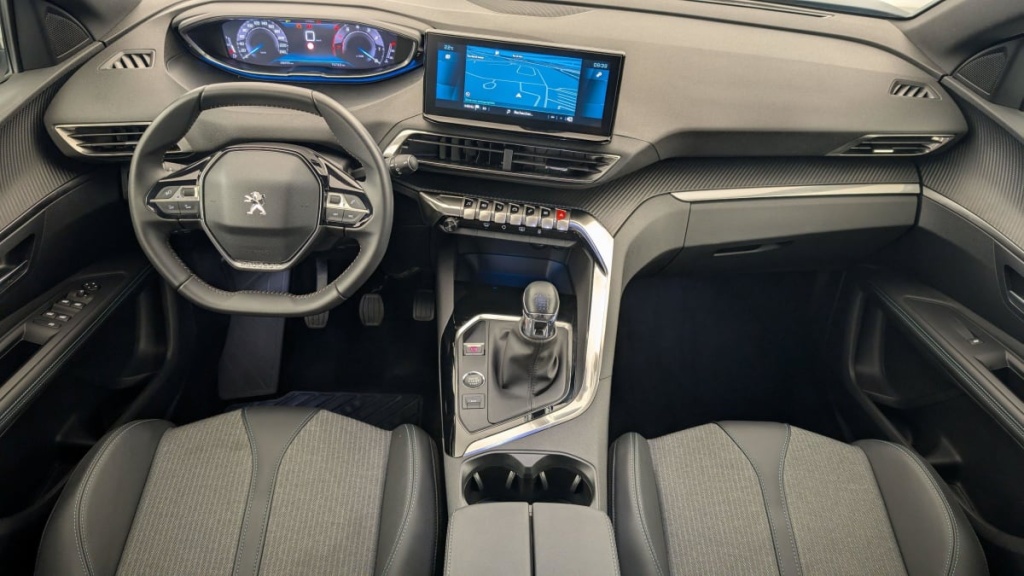 PEUGEOT 3008 PureTech 130ch S S BVM6 Allure Pack - ref: 1-346322 - Photo 13