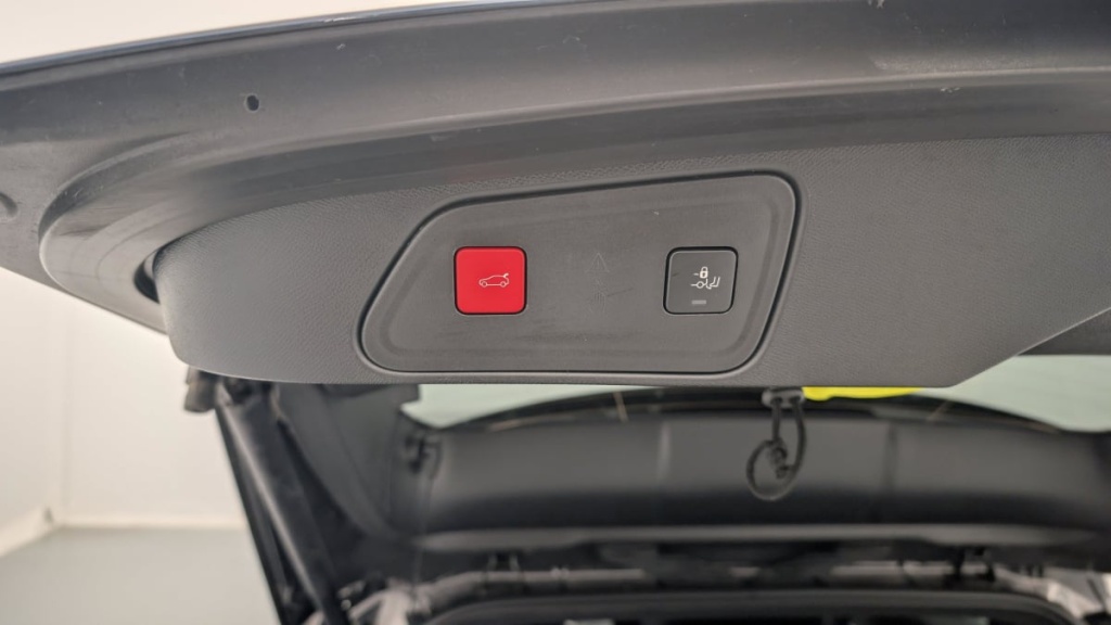 PEUGEOT 3008 PureTech 130ch S S BVM6 Allure Pack - ref: 1-346327 - Photo 20