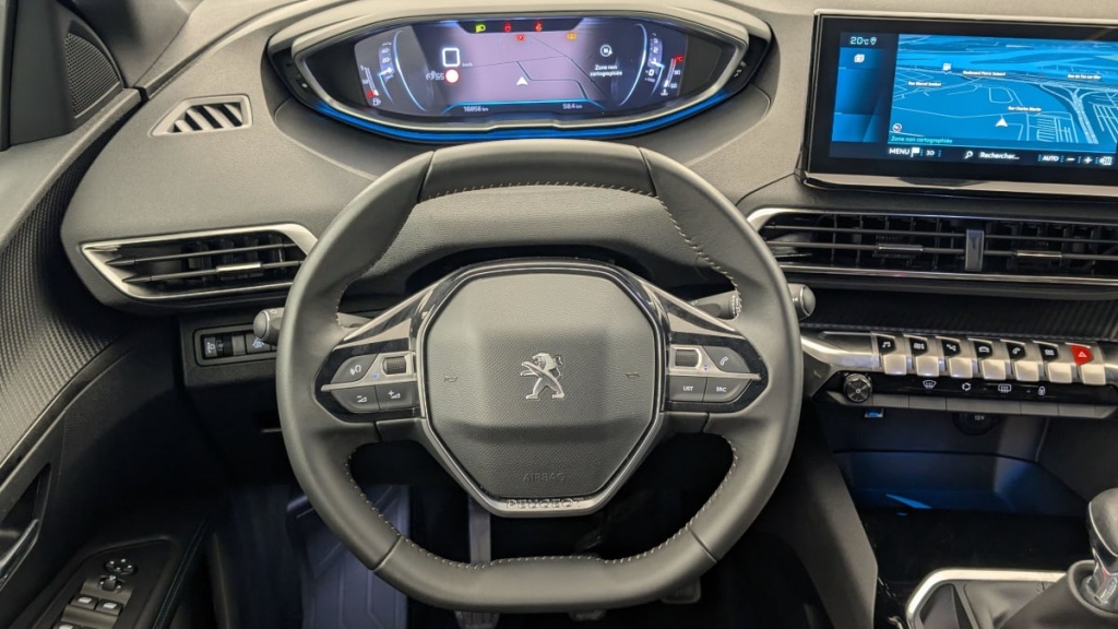 PEUGEOT 3008 PureTech 130ch S S BVM6 Allure Pack - ref: 1-346399 - Photo 14