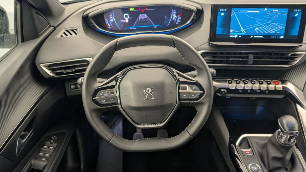 PEUGEOT 3008 PureTech 130ch S S BVM6 Allure Pack - ref: 1-346400 - Photo 14