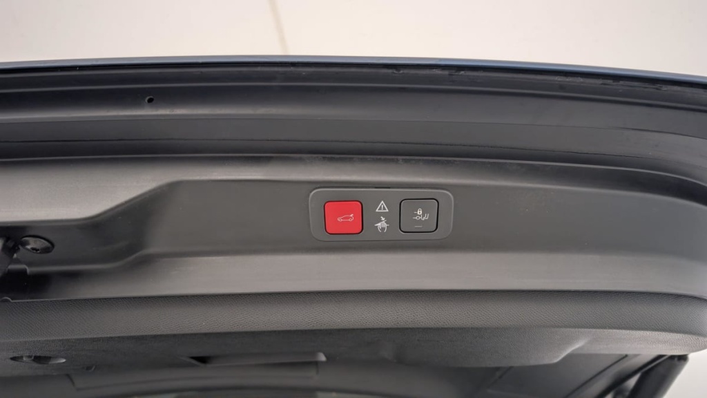 PEUGEOT 5008 PureTech 130ch S S BVM6 Allure Pack - ref: 1-346580 - Photo 20