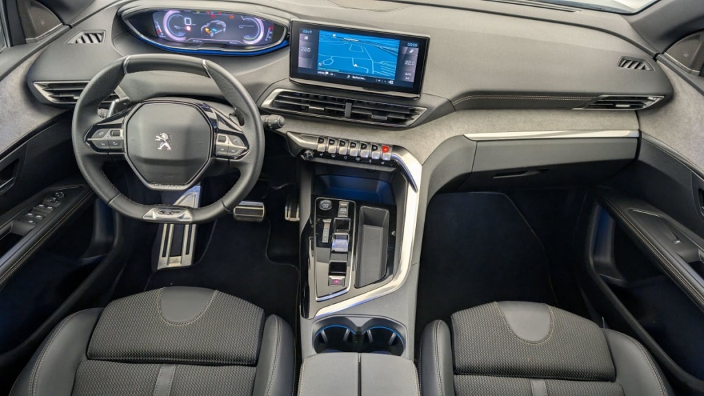 PEUGEOT 3008 Hybrid 136 e-DCS6 GT - ref: 1-346588 - Photo 13