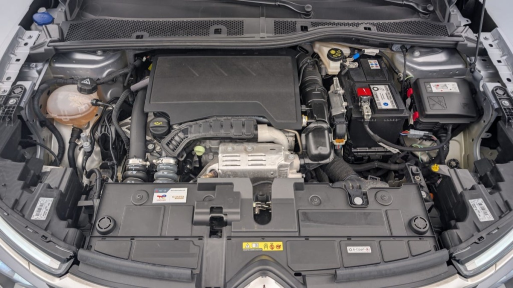 CITROEN C4 PureTech 130 BVM6 Plus - ref: 1-346590 - Photo 20