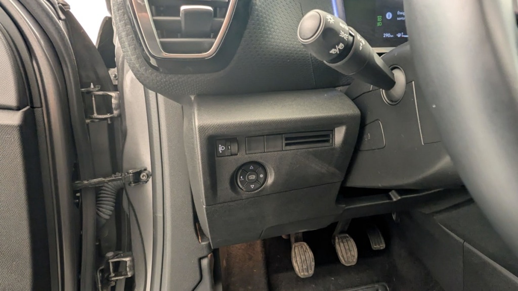 CITROEN C4 PureTech 130 S S BVM6 Shine - ref: 1-346600 - Photo 19